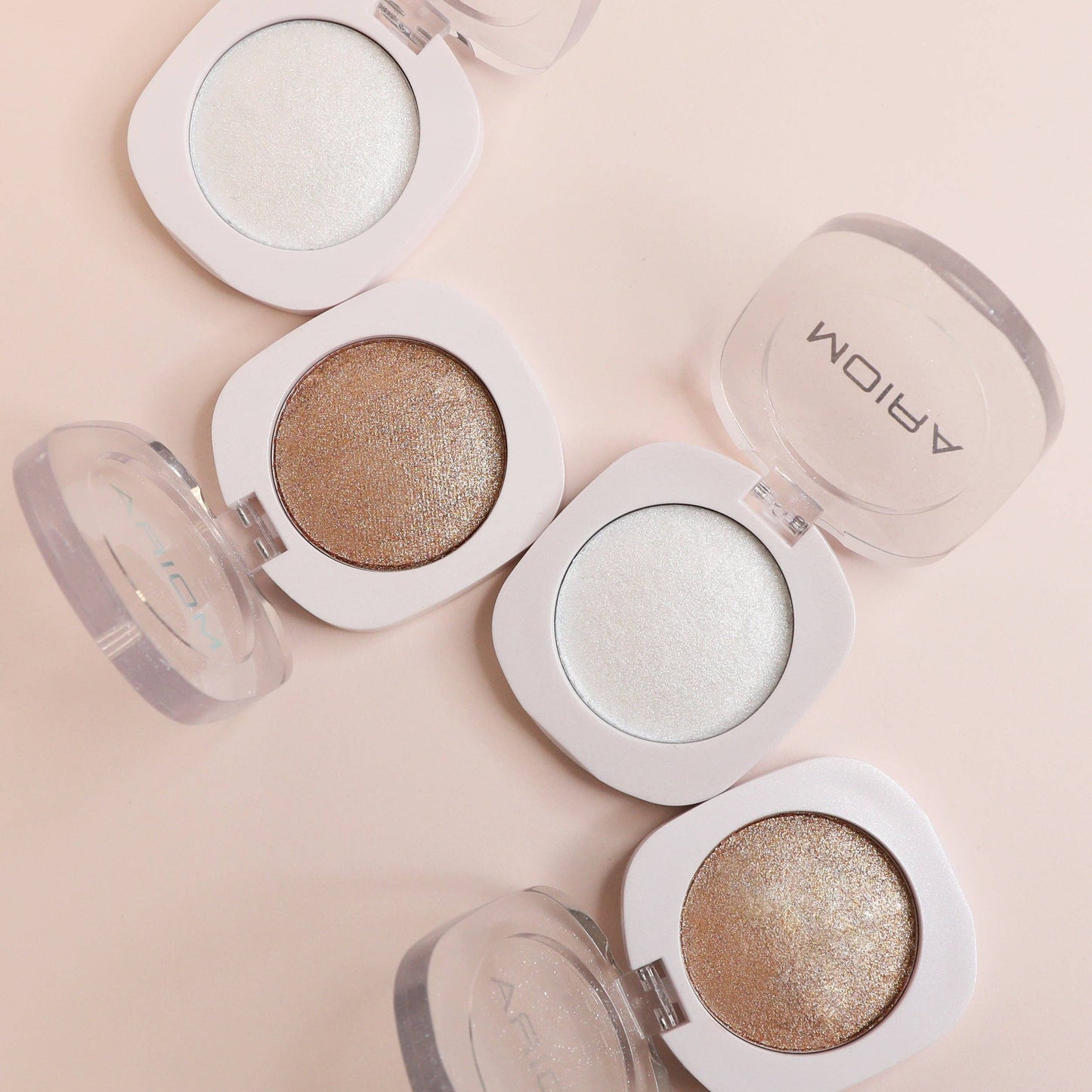 It’s Glam Highlighter