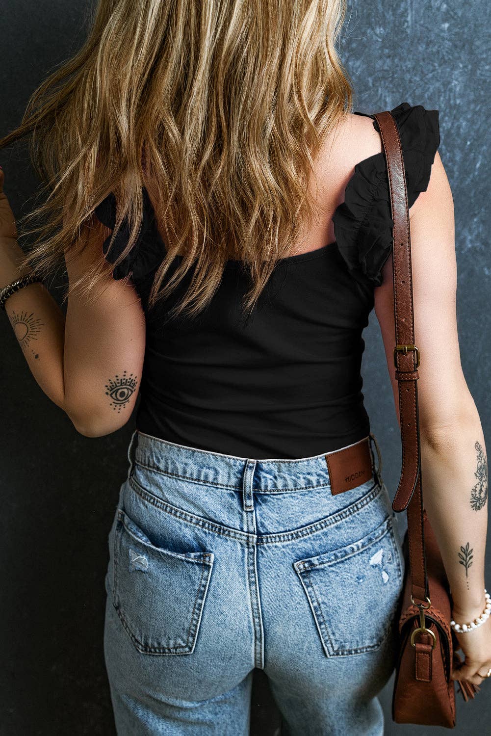 Abigail Tank
